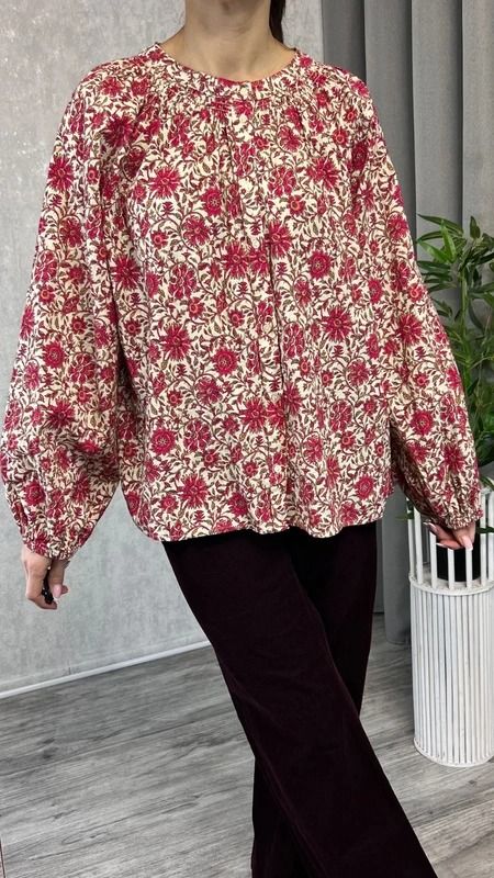 Wyjątkowa koszula bawełniana w kwiaty z bobmbkowym rękawem rozmiar 46 plus size 2